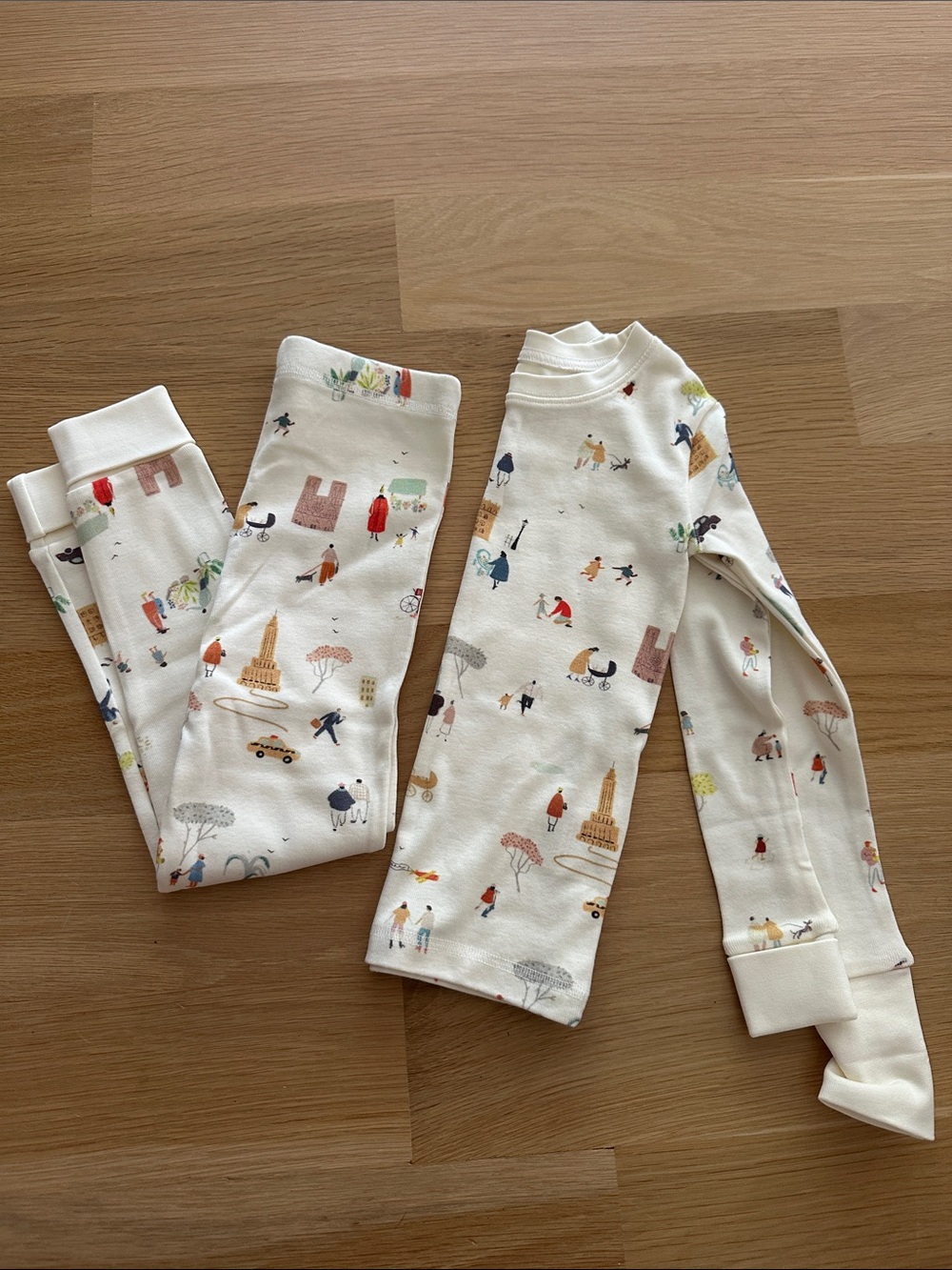 PEHR Scenic-Print Kids Pajama Set with Multicolor Motifs